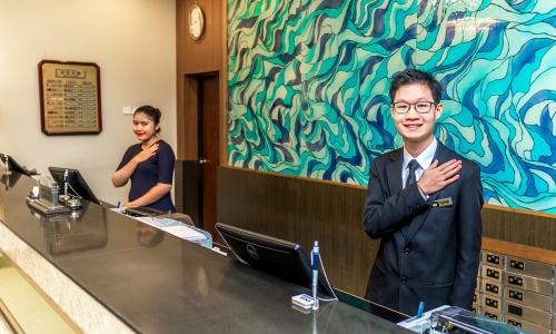 4-Front Office