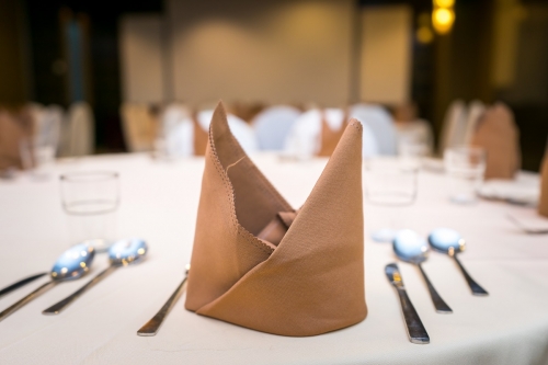 Round Table-4