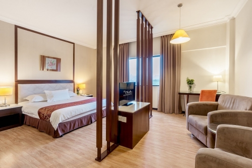 3-Deluxe Room